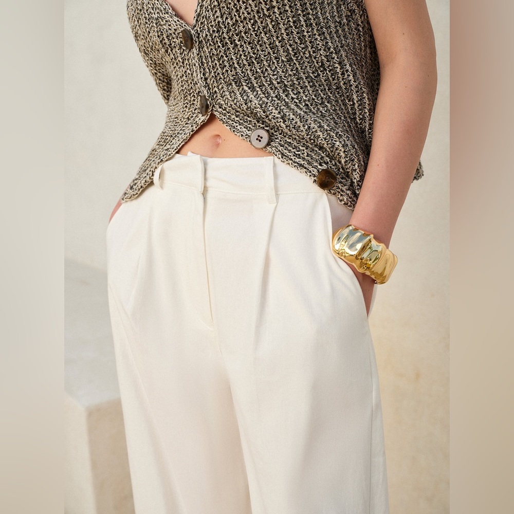 Commense Cream Pleated Trousers - Size M - Picture 4 of 10